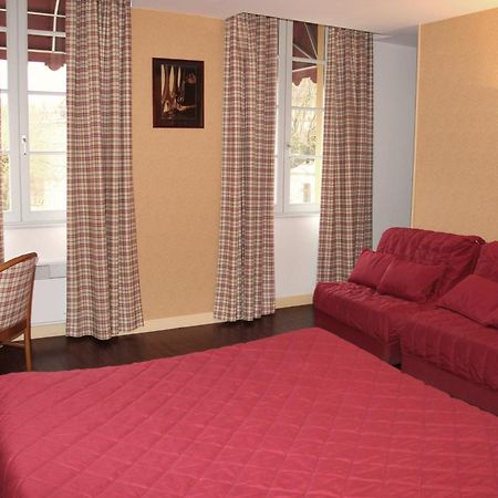 Hotel Logis Des Trois Maures Couches Zewnętrze zdjęcie