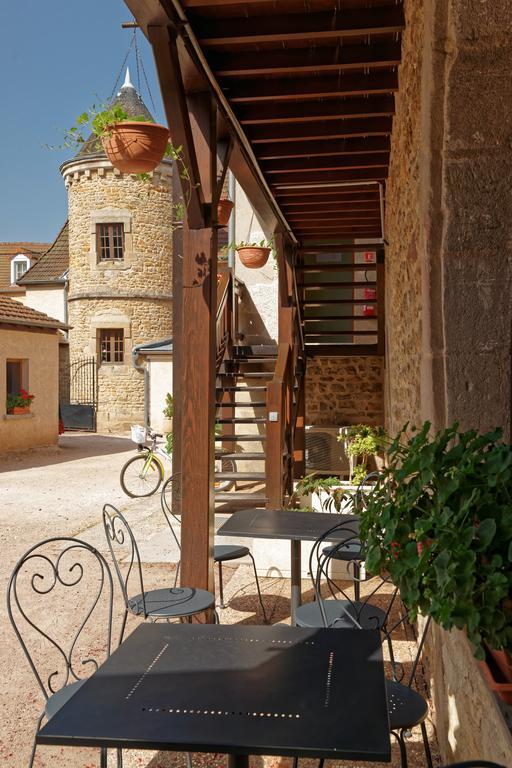 Hotel Logis Des Trois Maures Couches Zewnętrze zdjęcie